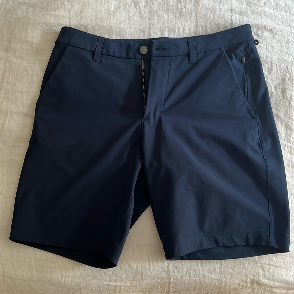 Lululemon Commission Short 7” True Navy Size 30